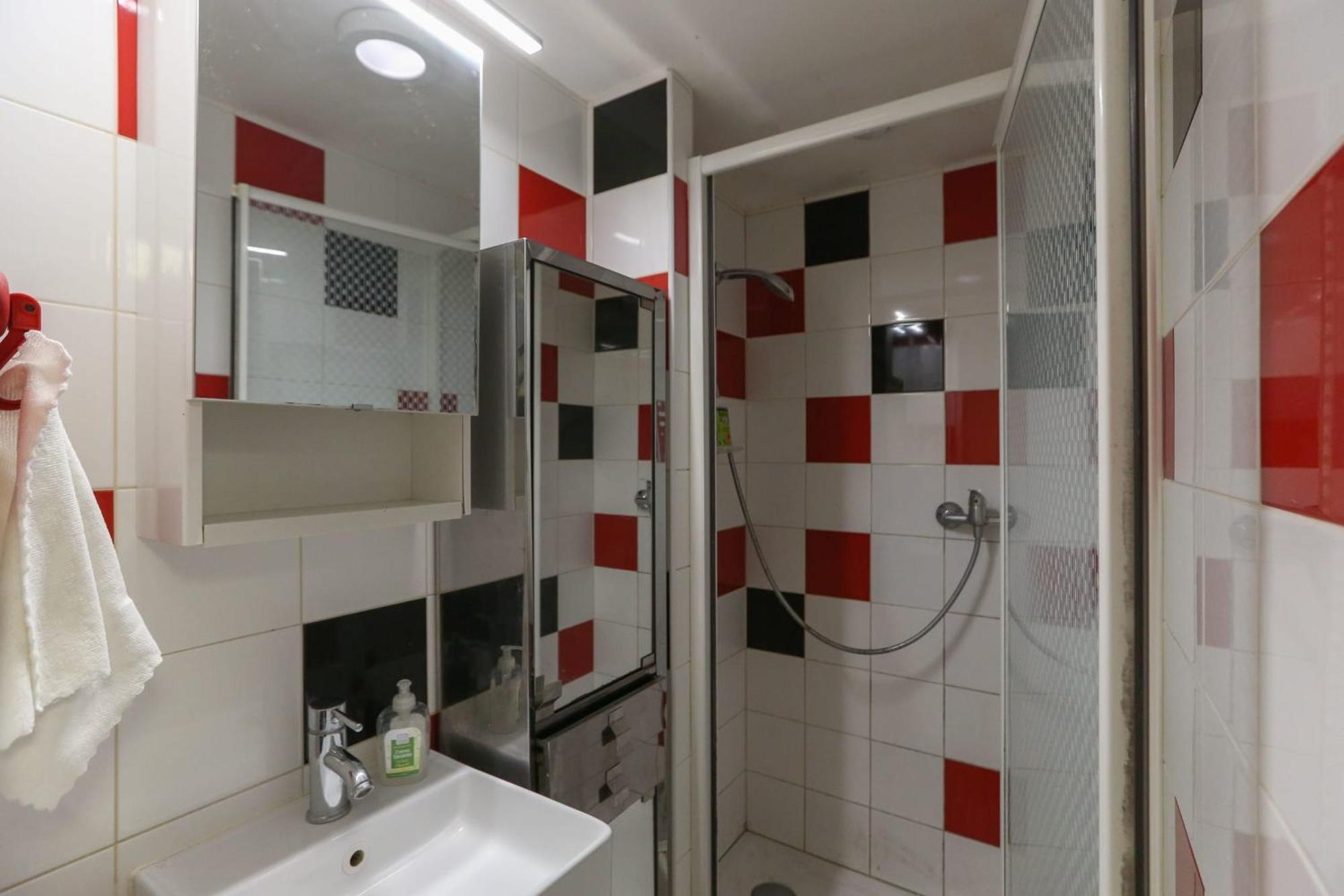Comfortable 49 M In The Heart Of Appartement