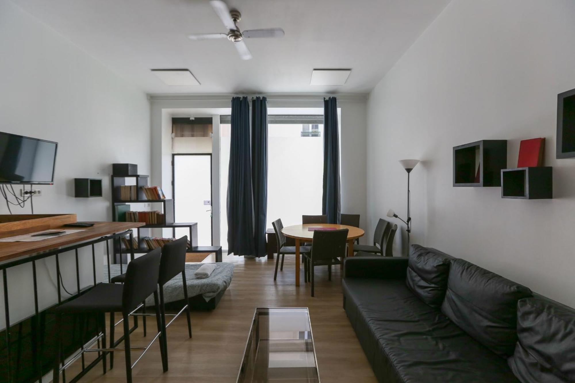 Appartement Comfortable 49 M In The Heart Of Paris
